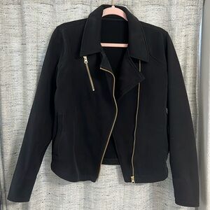 Black Lululemon jacket